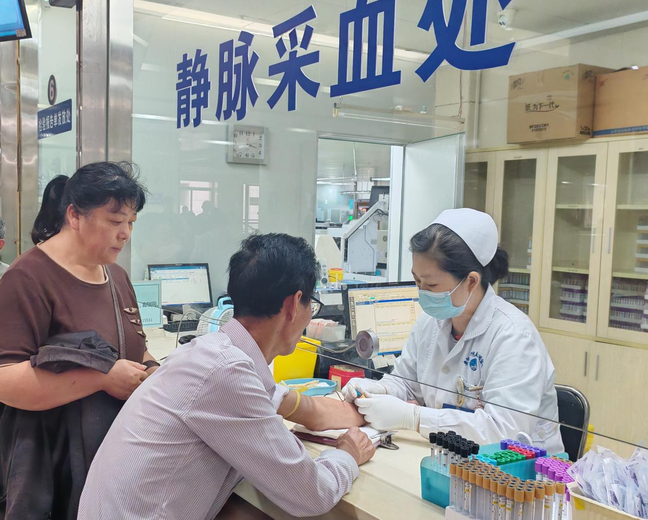 BOB半岛平台安医大从属巢湖病院开启“七点半”事情形式便利患者救治(图2)